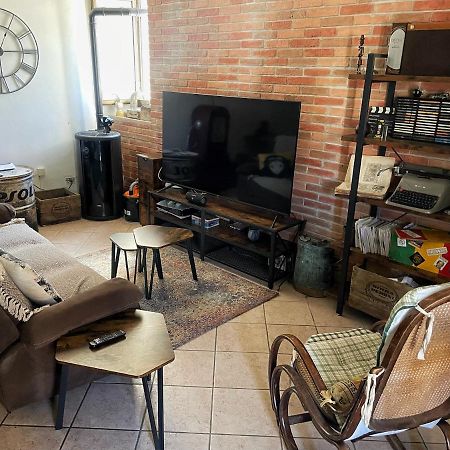 Appartamento Intero "A Casa Dello Zio" Сульмона Экстерьер фото
